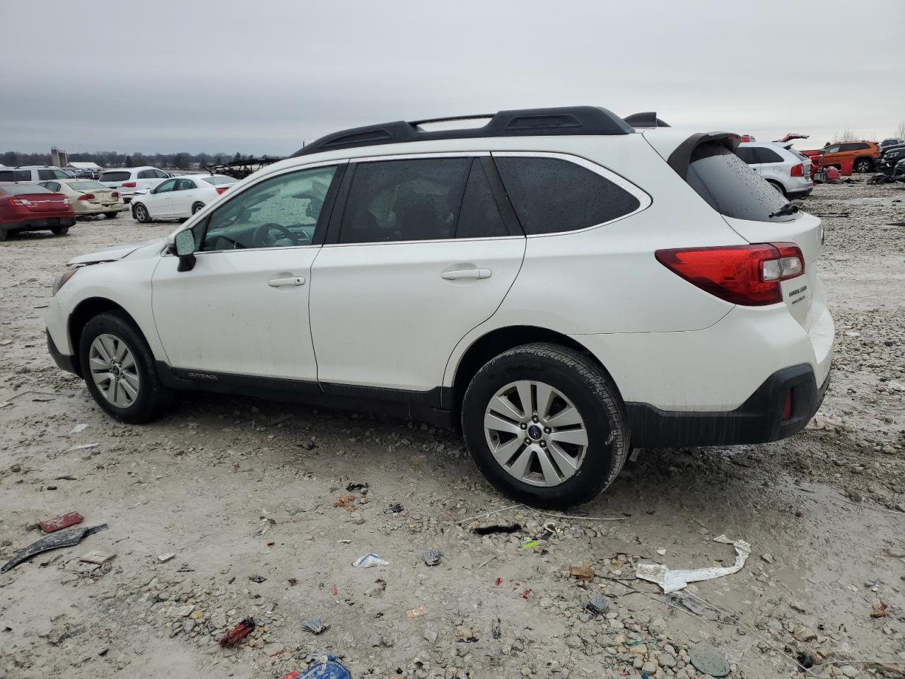 2018 Subaru Outback - Image 2