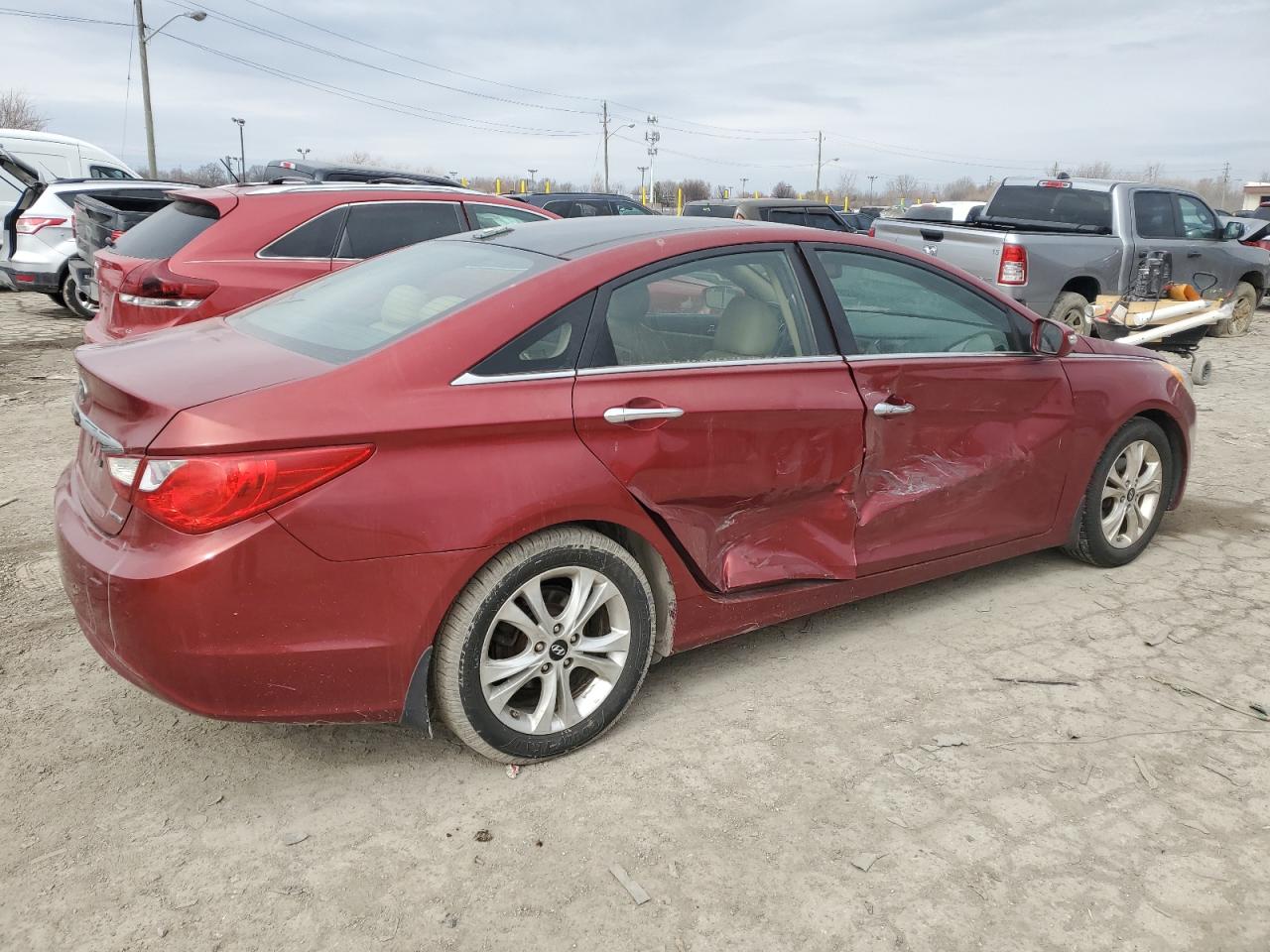 2012 Hyundai Sonata - Image 3