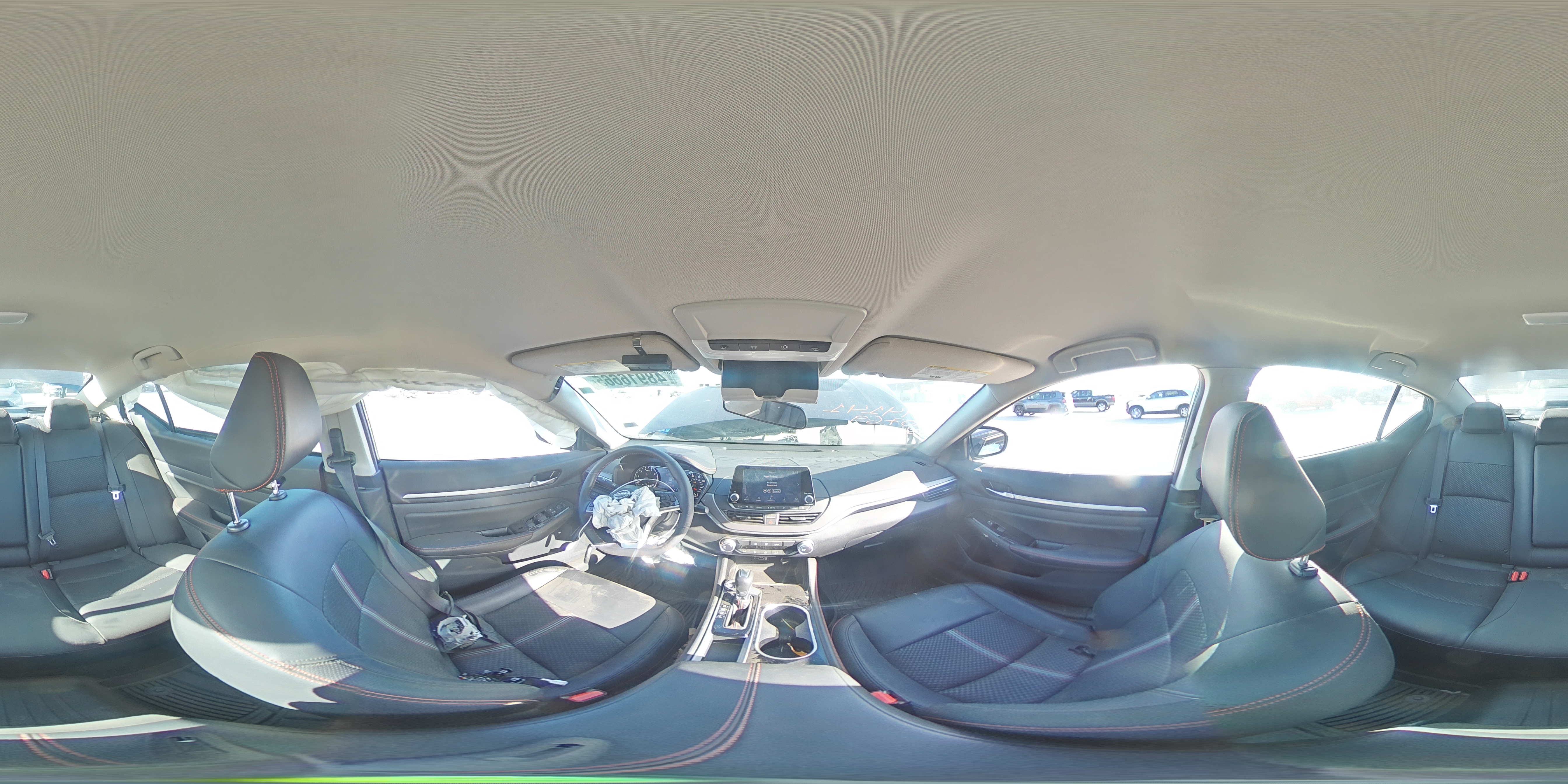 2024 Nissan Altima - Image 12