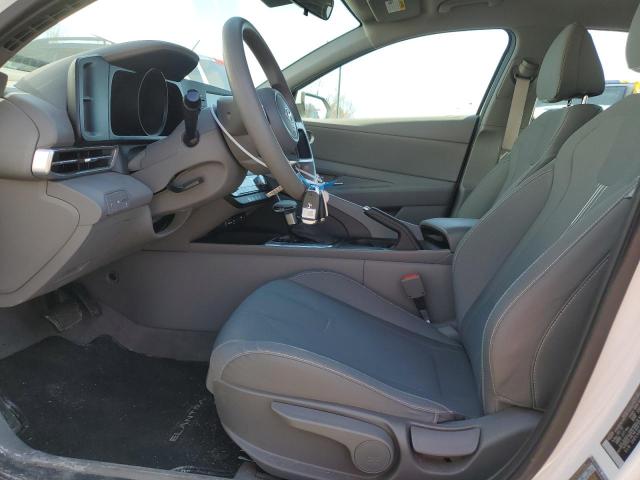  HYUNDAI ELANTRA 2023 Белы