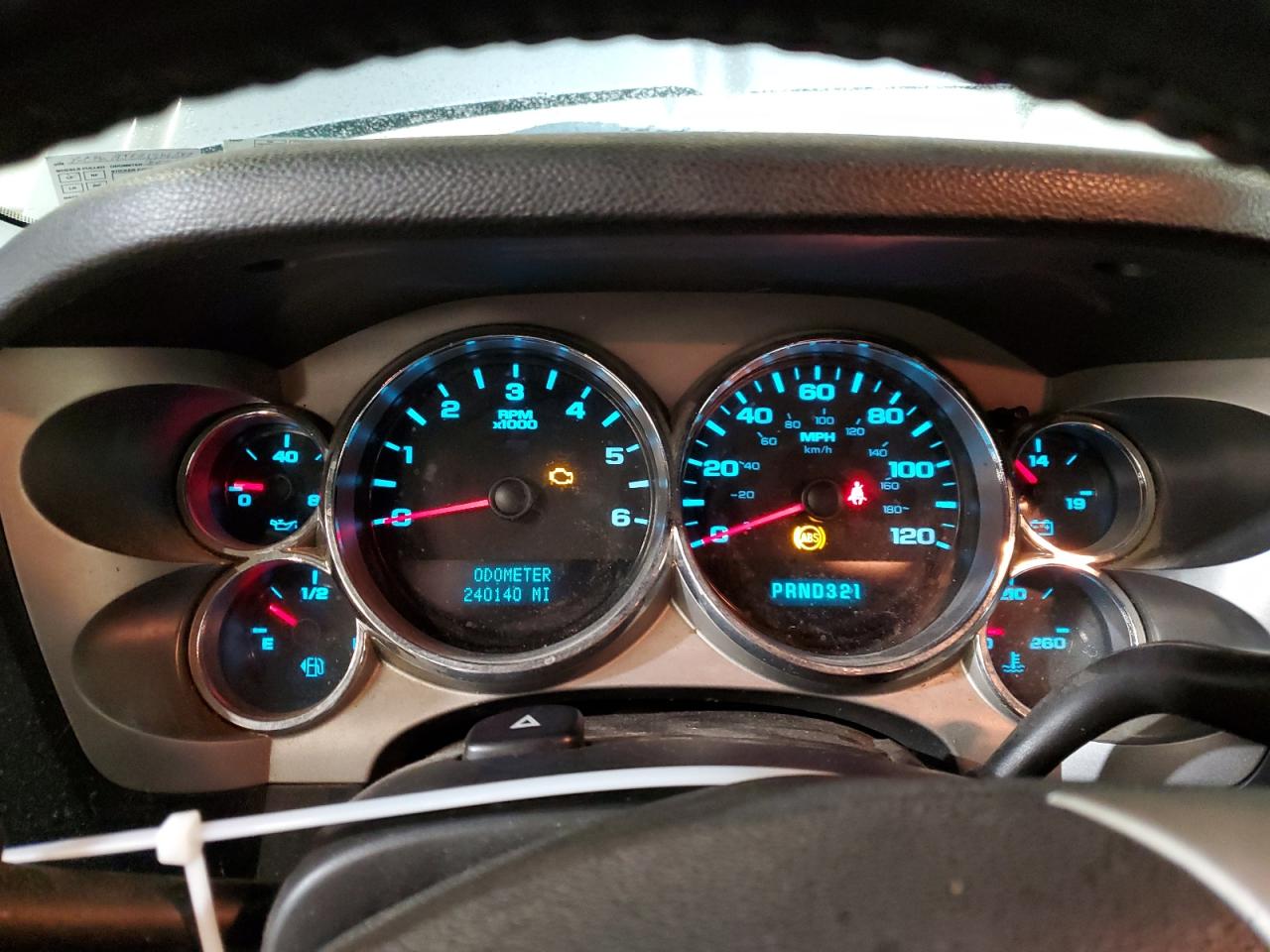 2008 Chevrolet Silverado - Image 9