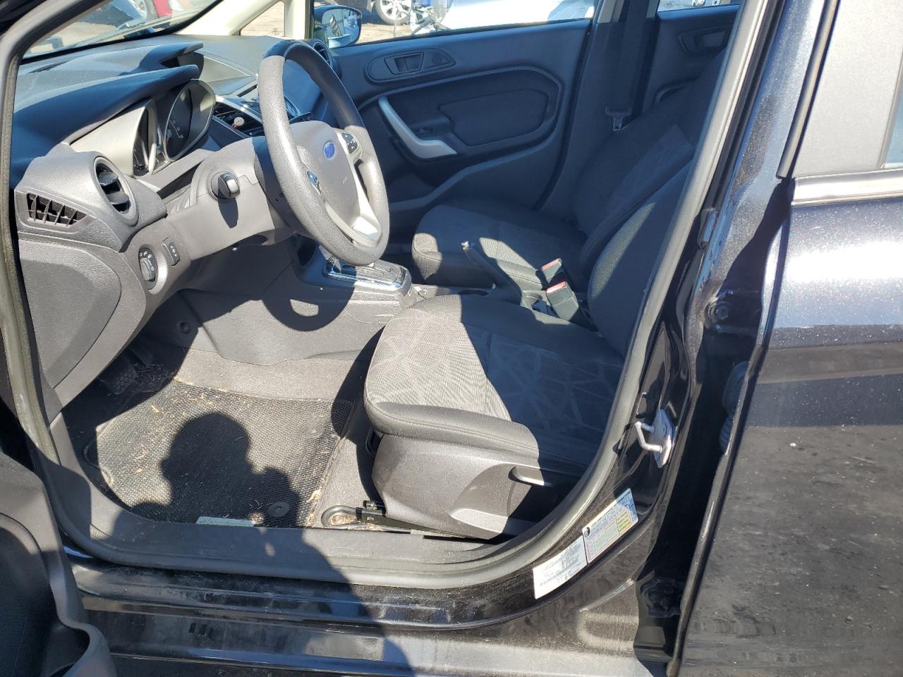 2011 Ford Fiesta - Image 7