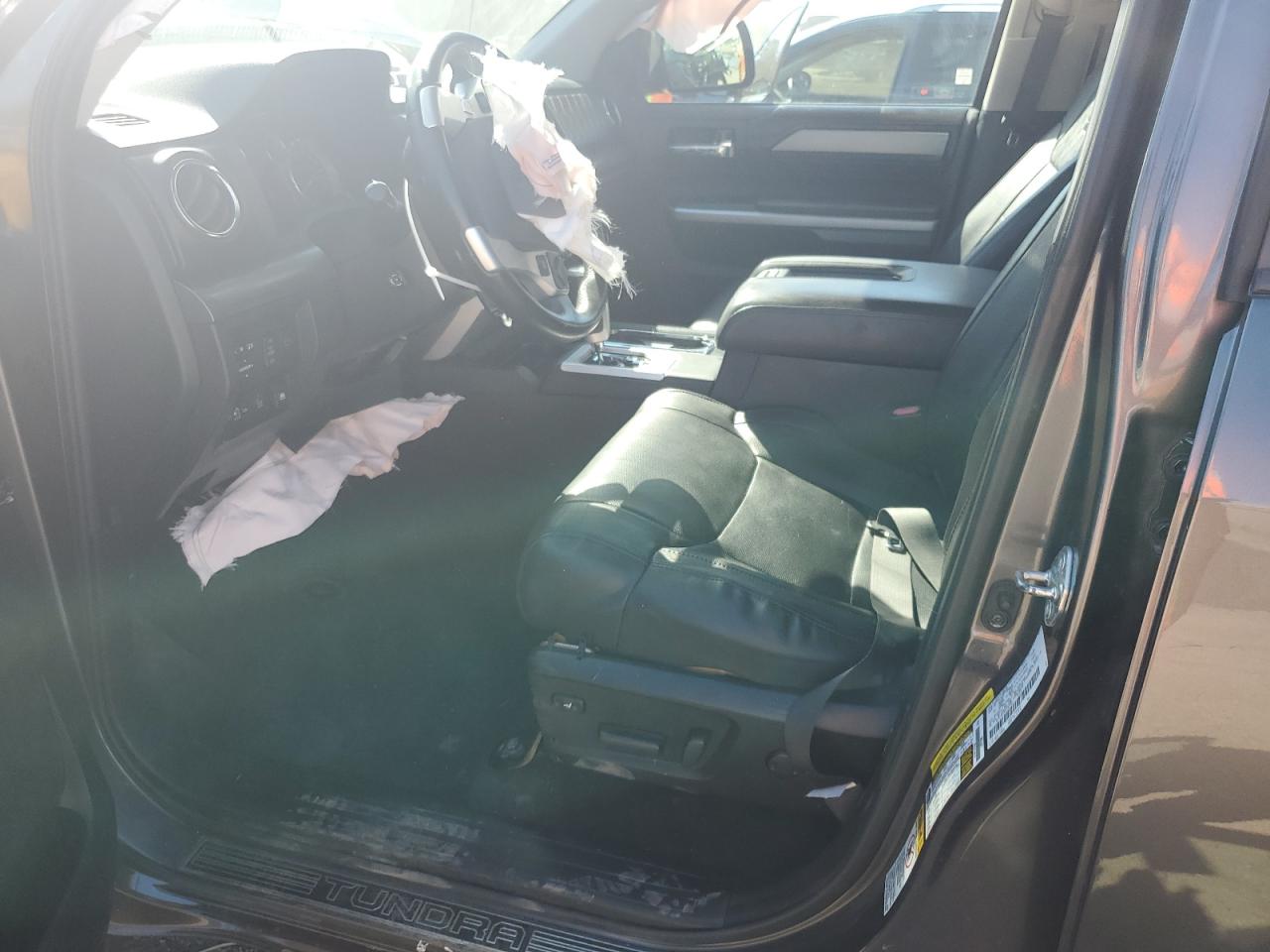 2015 Toyota Tundra - Image 7