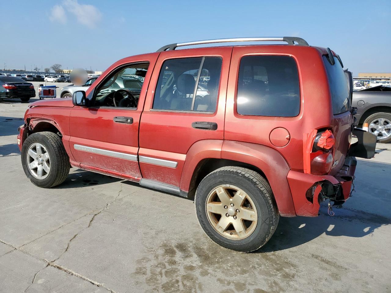 2006 Jeep Liberty (North America) - Image 2