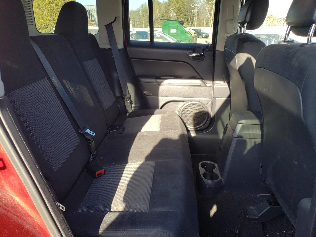 2014 Jeep Liberty (Patriot) - Image 11