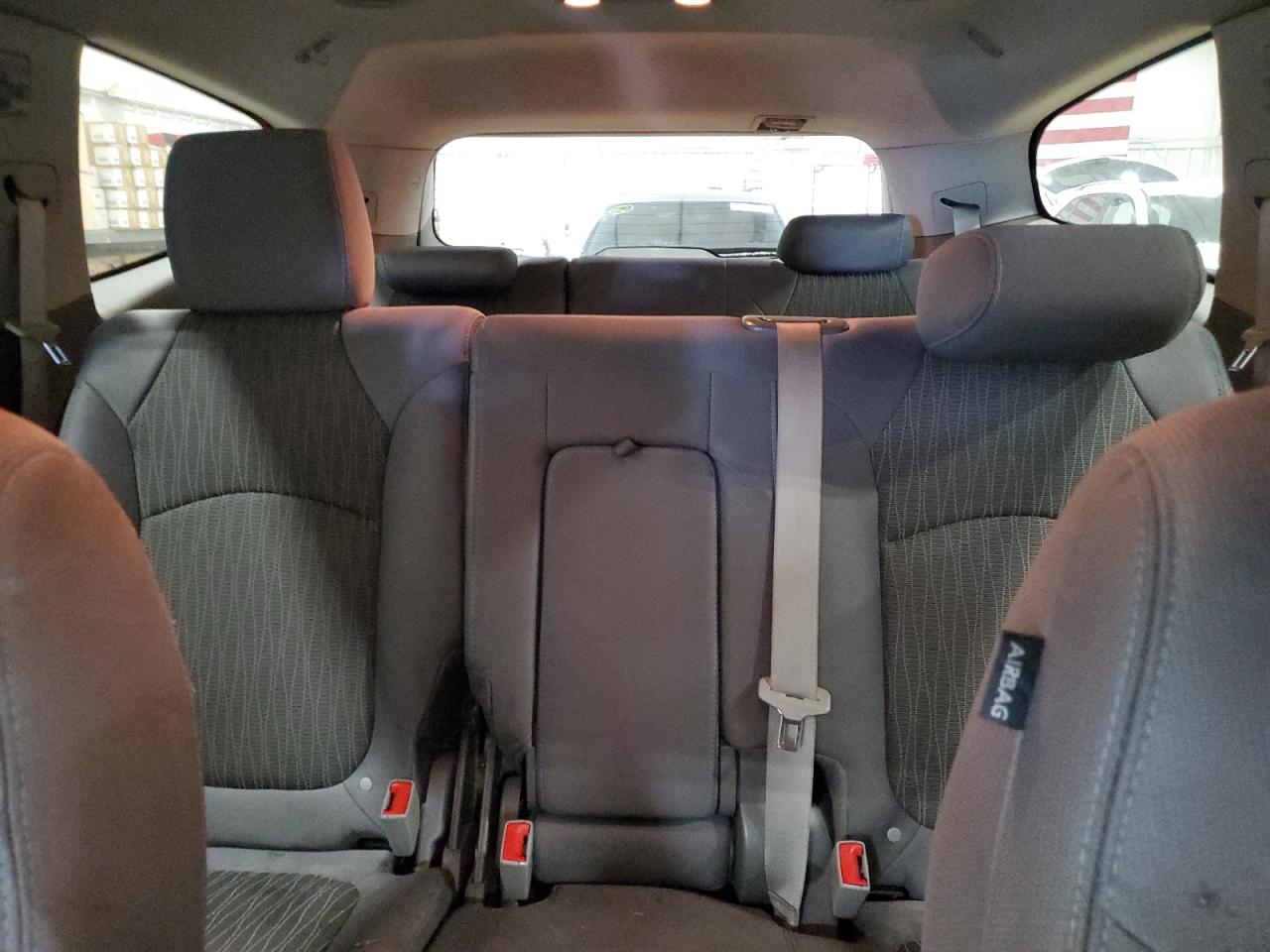 2014 Chevrolet Traverse - Image 10