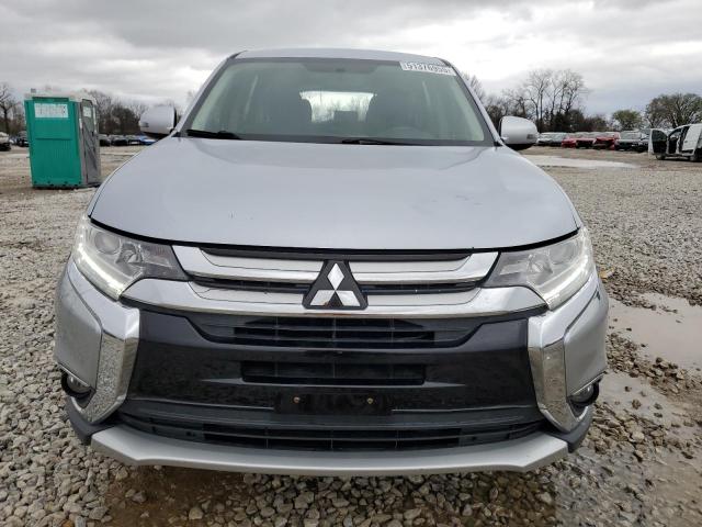  MITSUBISHI OUTLANDER 2017 Серебристый