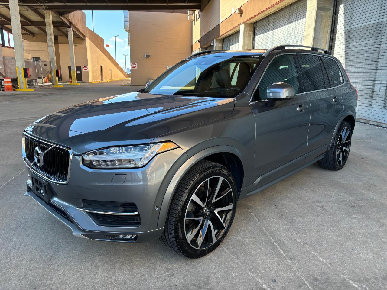 2019 Volvo XC90 - Image 2