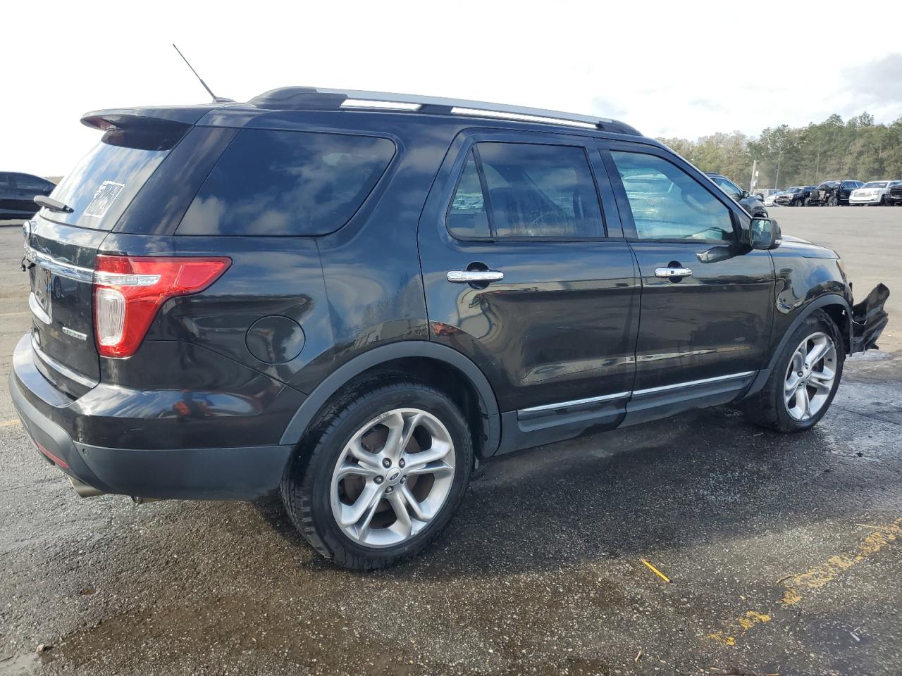 2014 Ford Explorer - Image 3