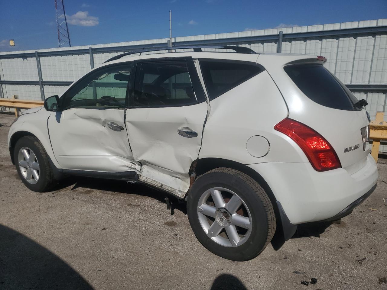 2003 Nissan Murano - Image 2