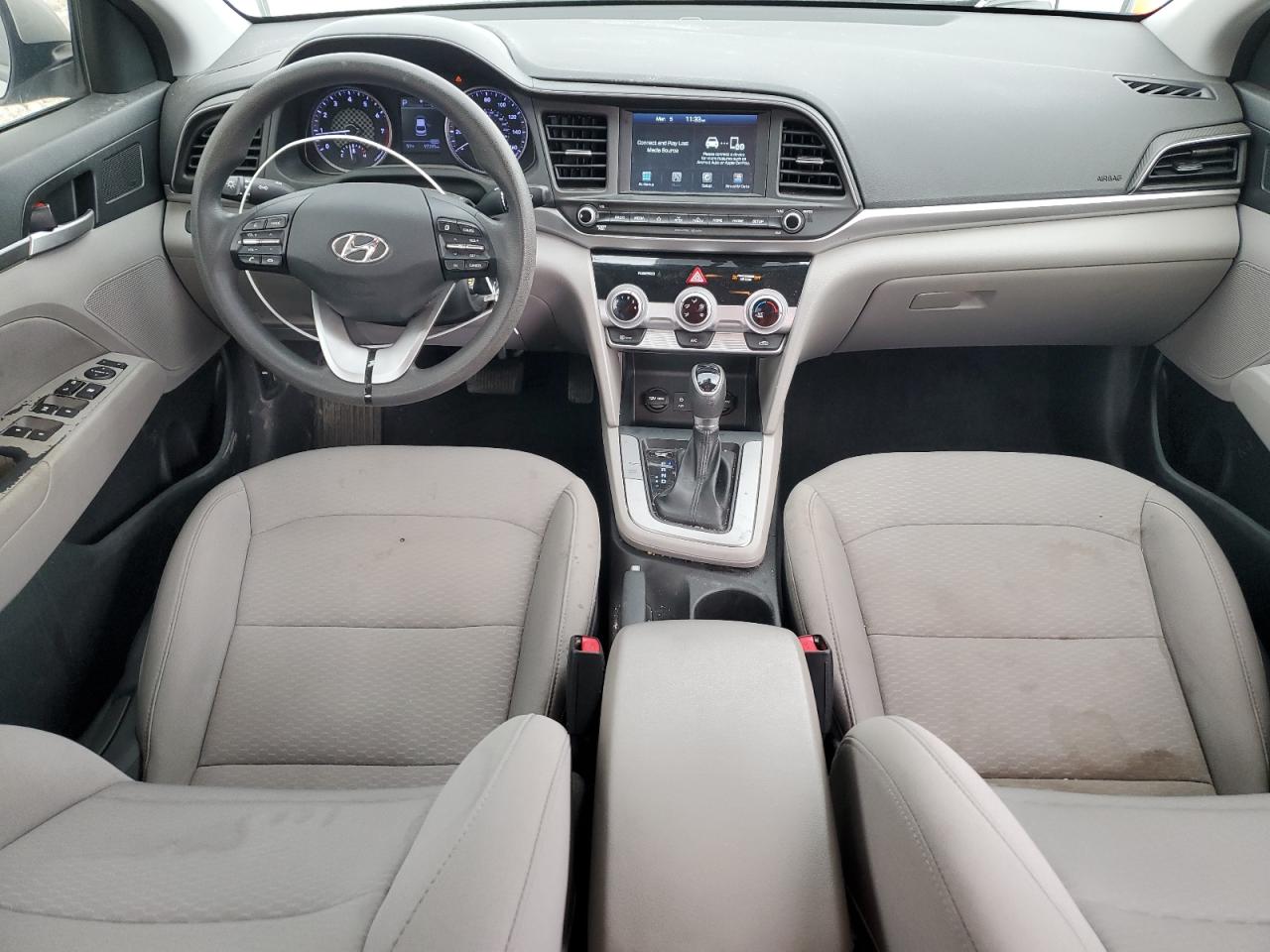2019 Hyundai Elantra - Image 8