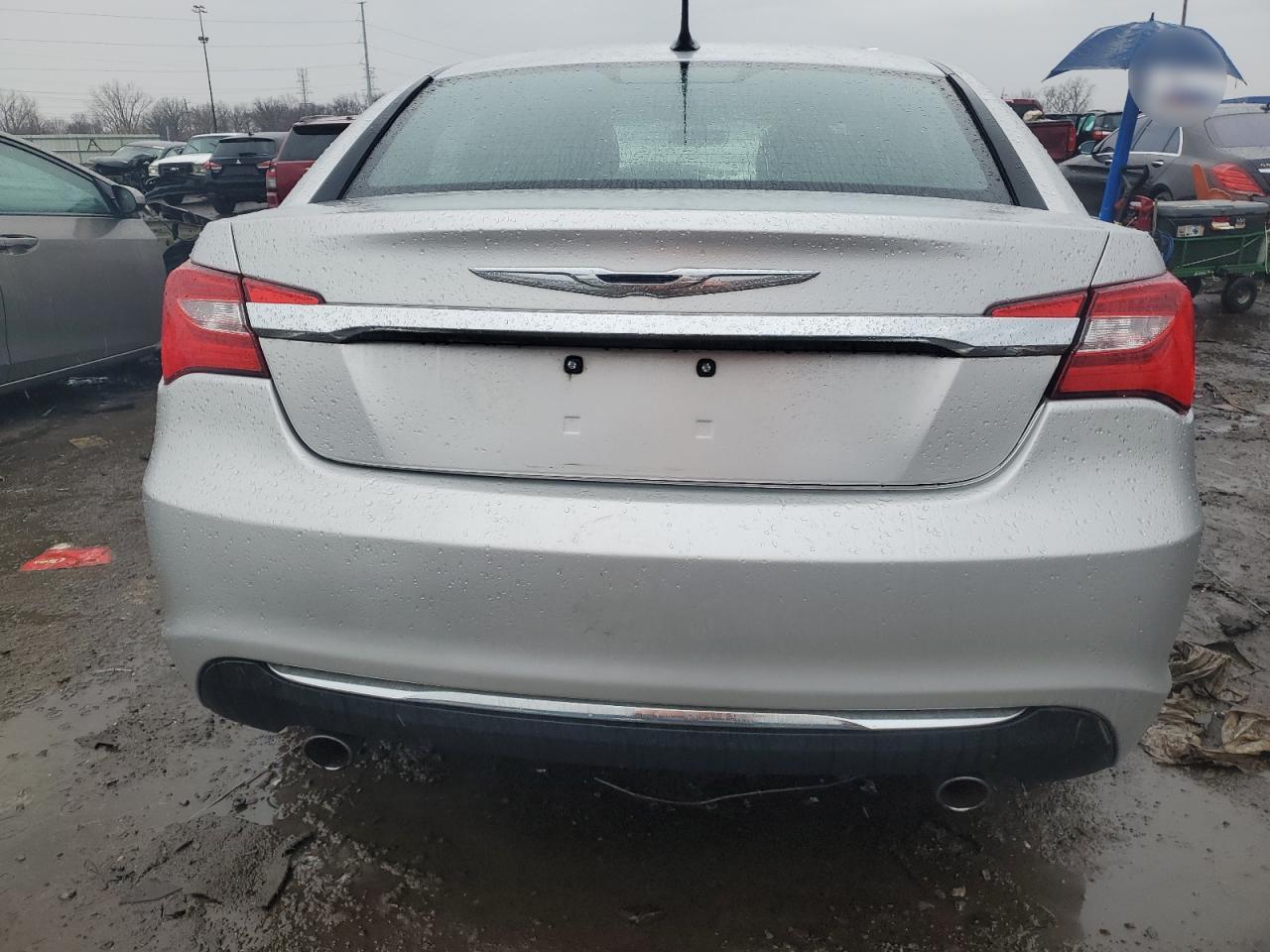 2011 Chrysler 200 - Image 6