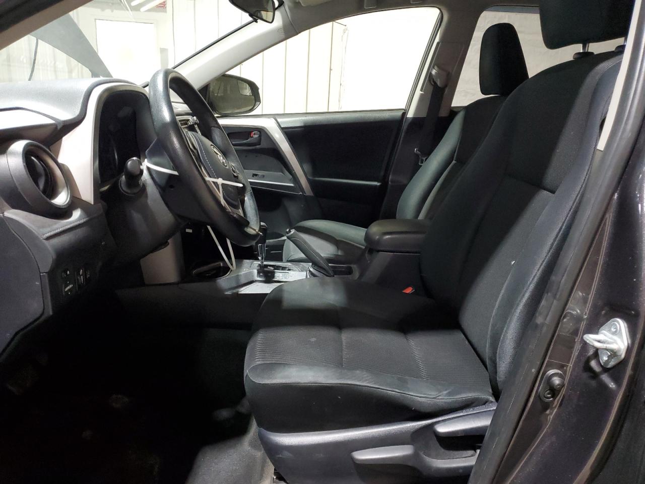 2017 Toyota RAV 4 - Image 7