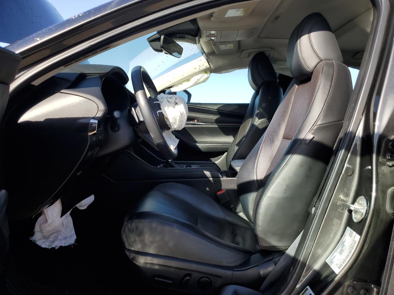 2022 Mazda 3 - Image 7