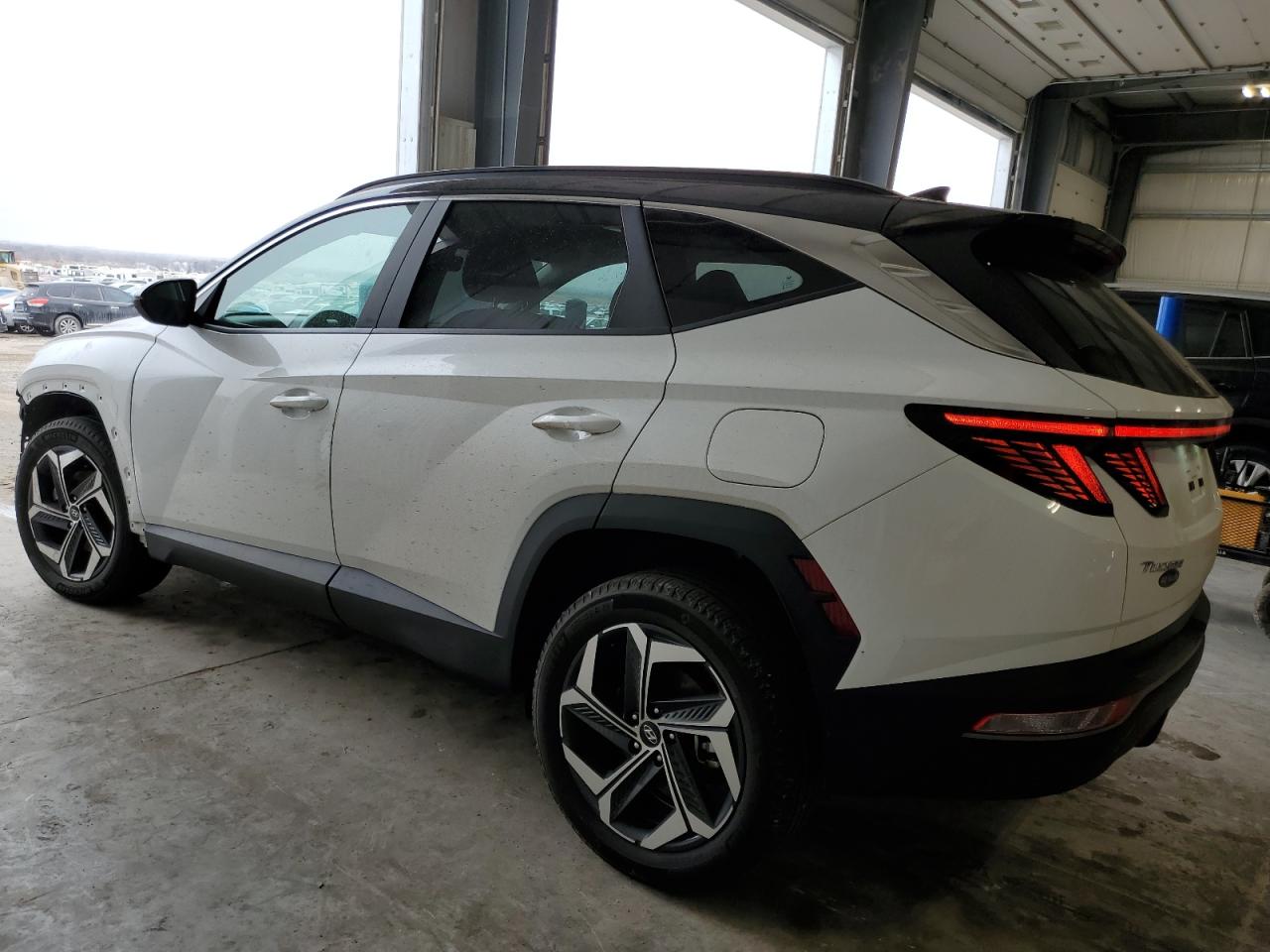 2022 Hyundai Tucson - Image 2