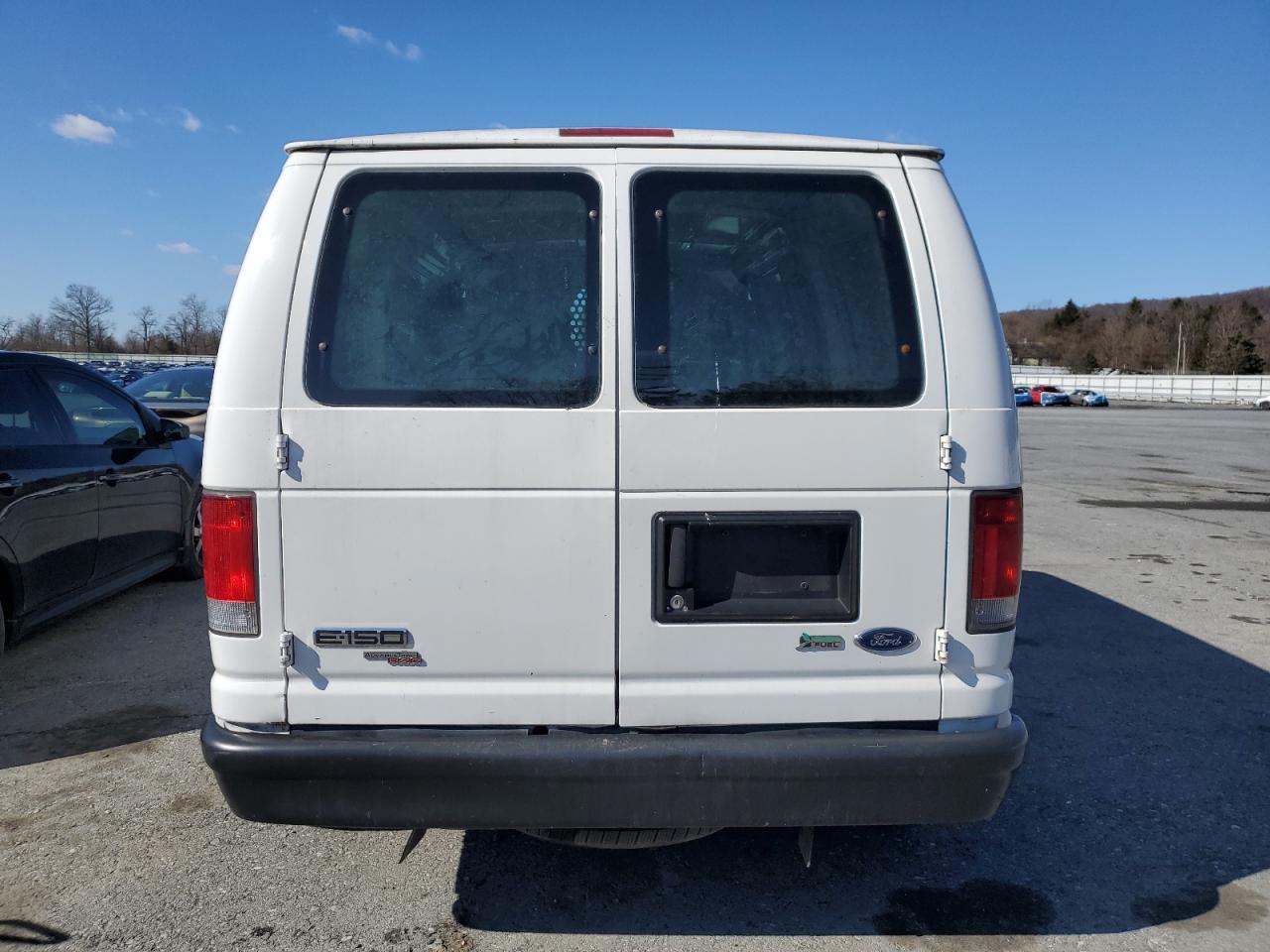 2013 Ford Econoline - Image 6