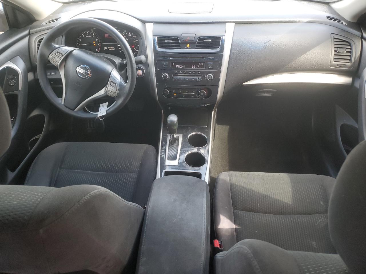 2014 Nissan Altima - Image 8
