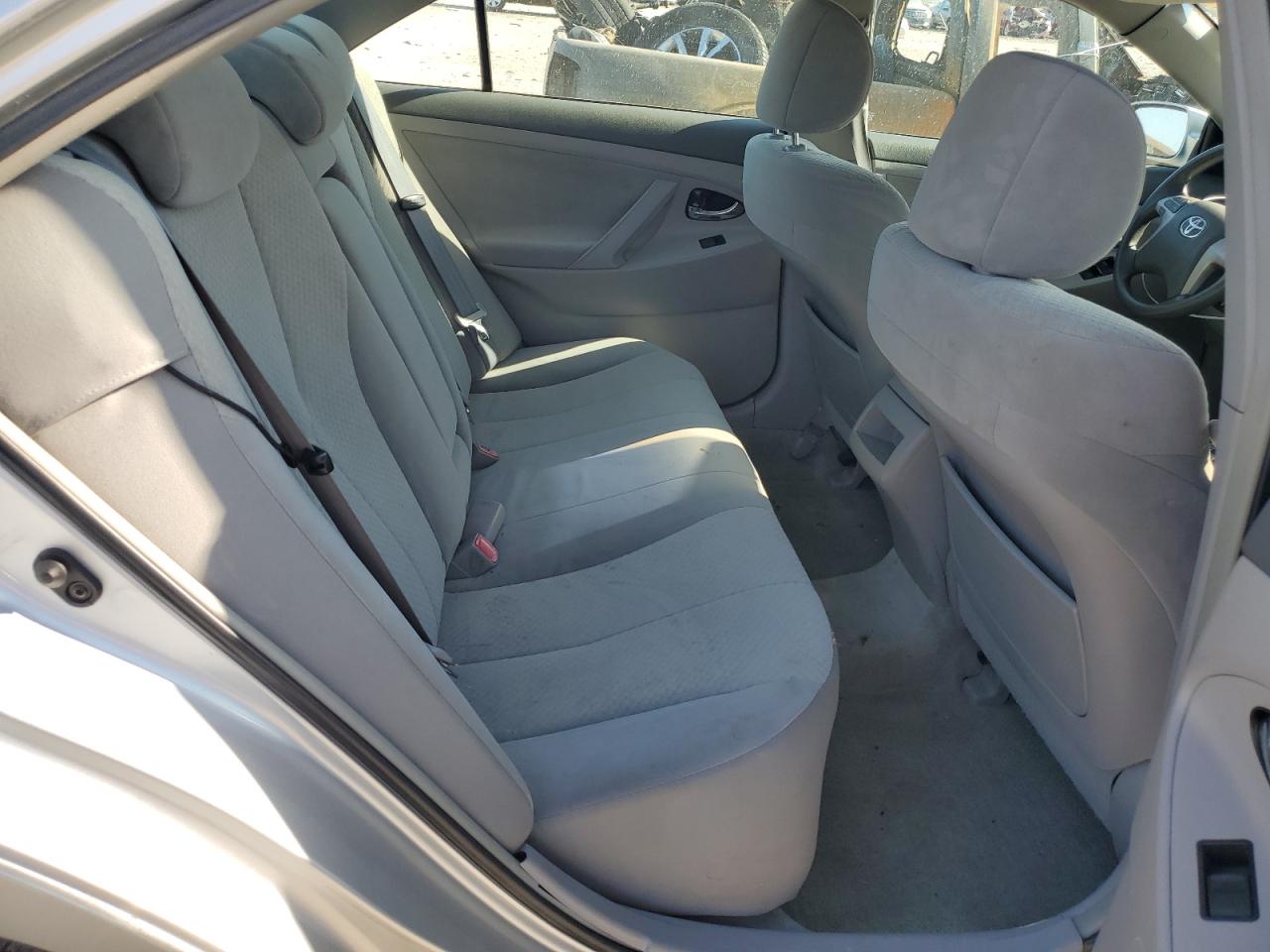 2007 Toyota Camry - Image 10
