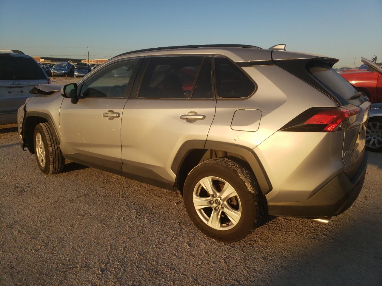 2019 Toyota RAV 4 - Image 2