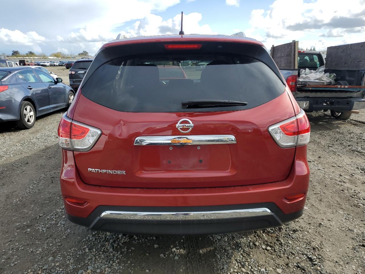 2015 Nissan Pathfinder - Image 6