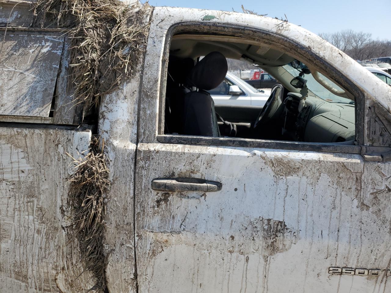 2007 Chevrolet Silverado - Image 10
