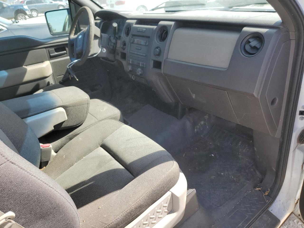 2009 Ford F-150 - Image 8