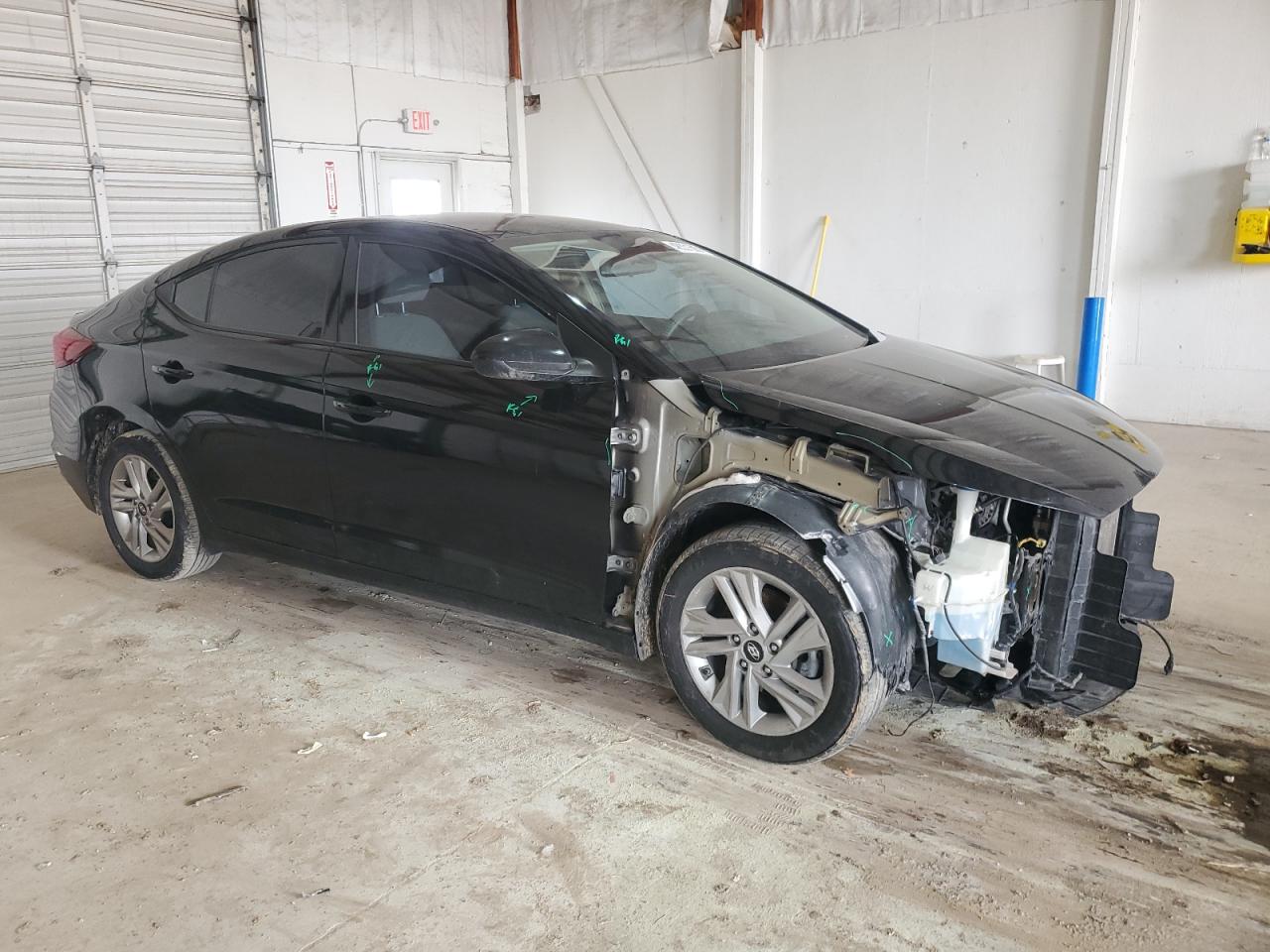 2019 Hyundai Elantra - Image 4