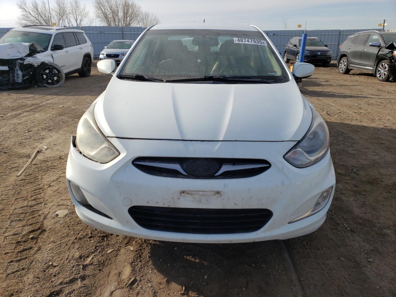 2013 Hyundai Accent - Image 5