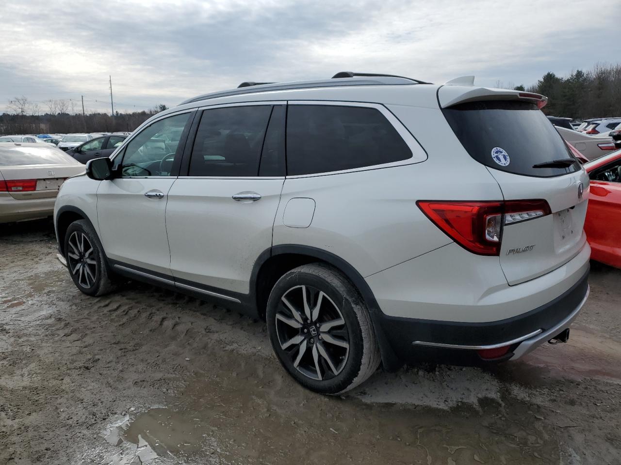 2019 Honda Pilot - Image 2