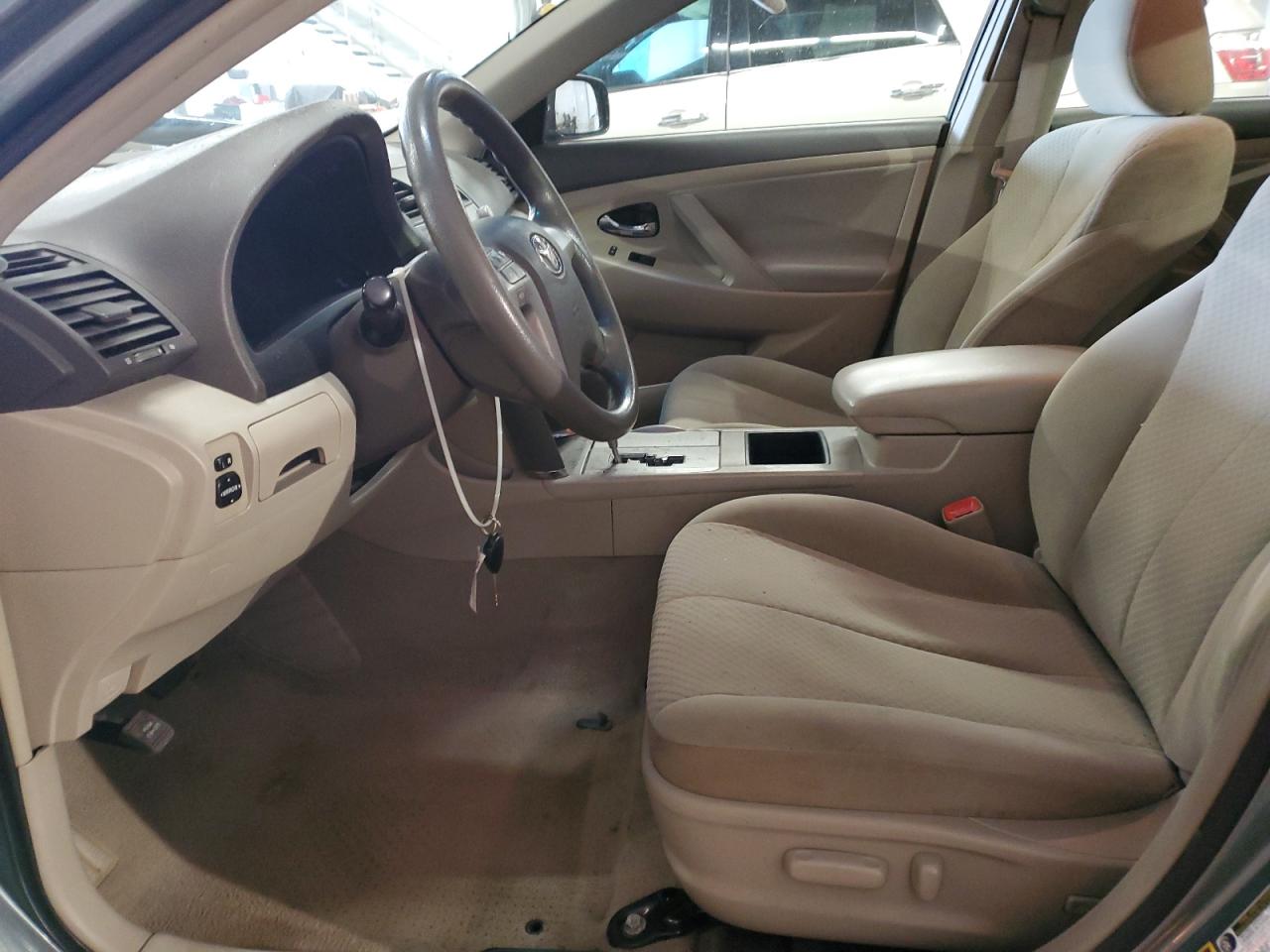 2009 Toyota Camry - Image 7