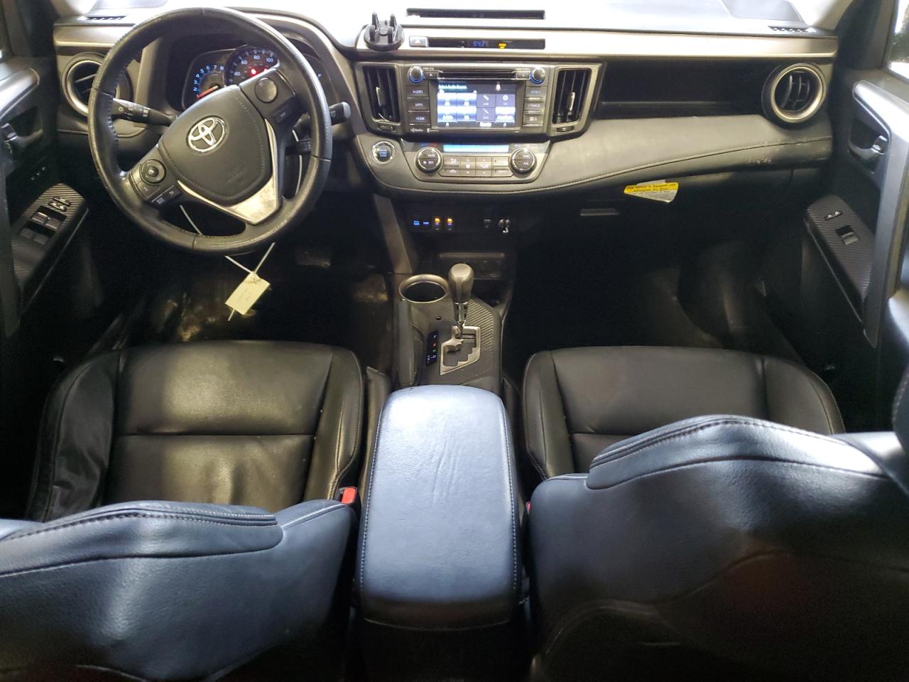 2015 Toyota RAV 4 - Image 8