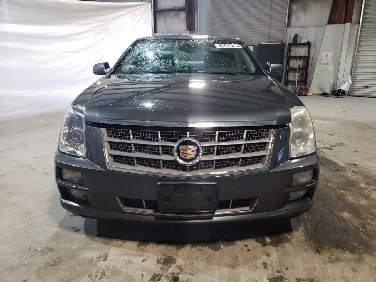 2010 Cadillac STS - Image 5