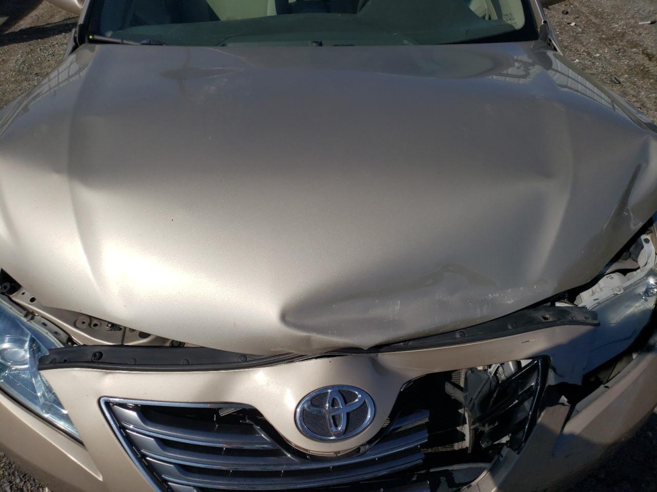 2009 Toyota Camry - Image 11