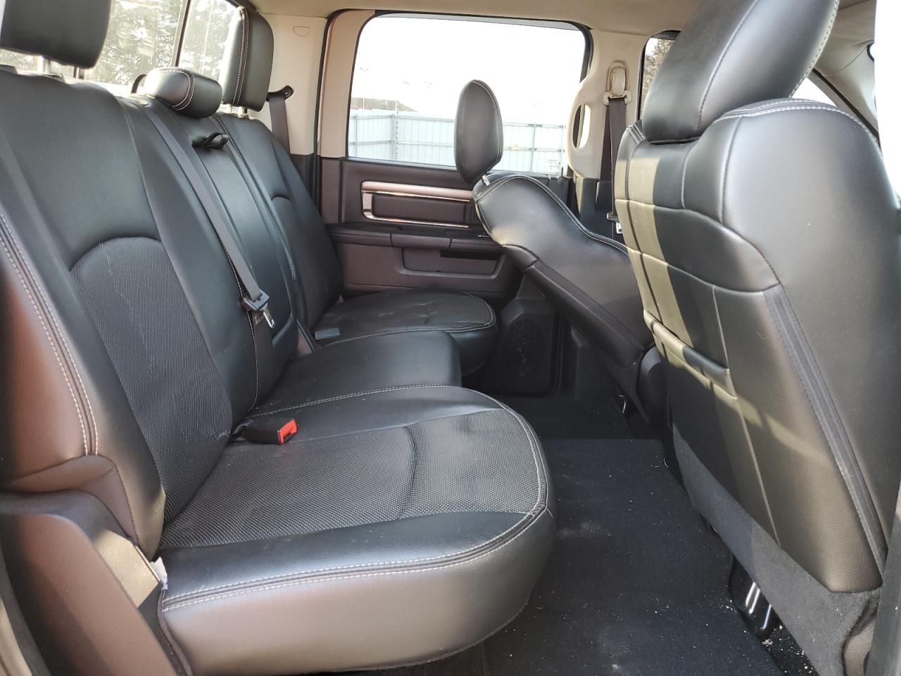 2014 RAM 1500 - Image 10