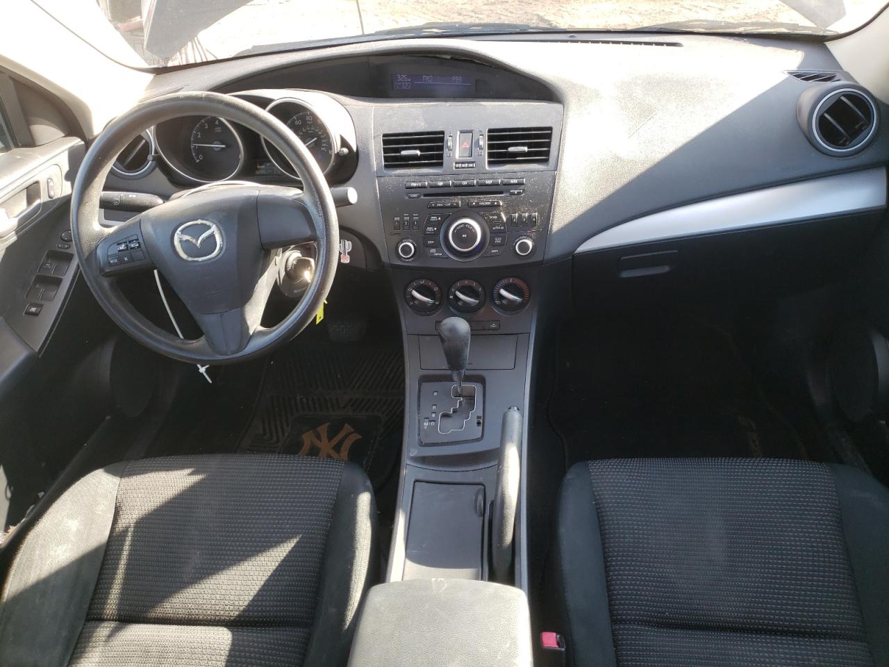 2012 Mazda 3 - Image 8