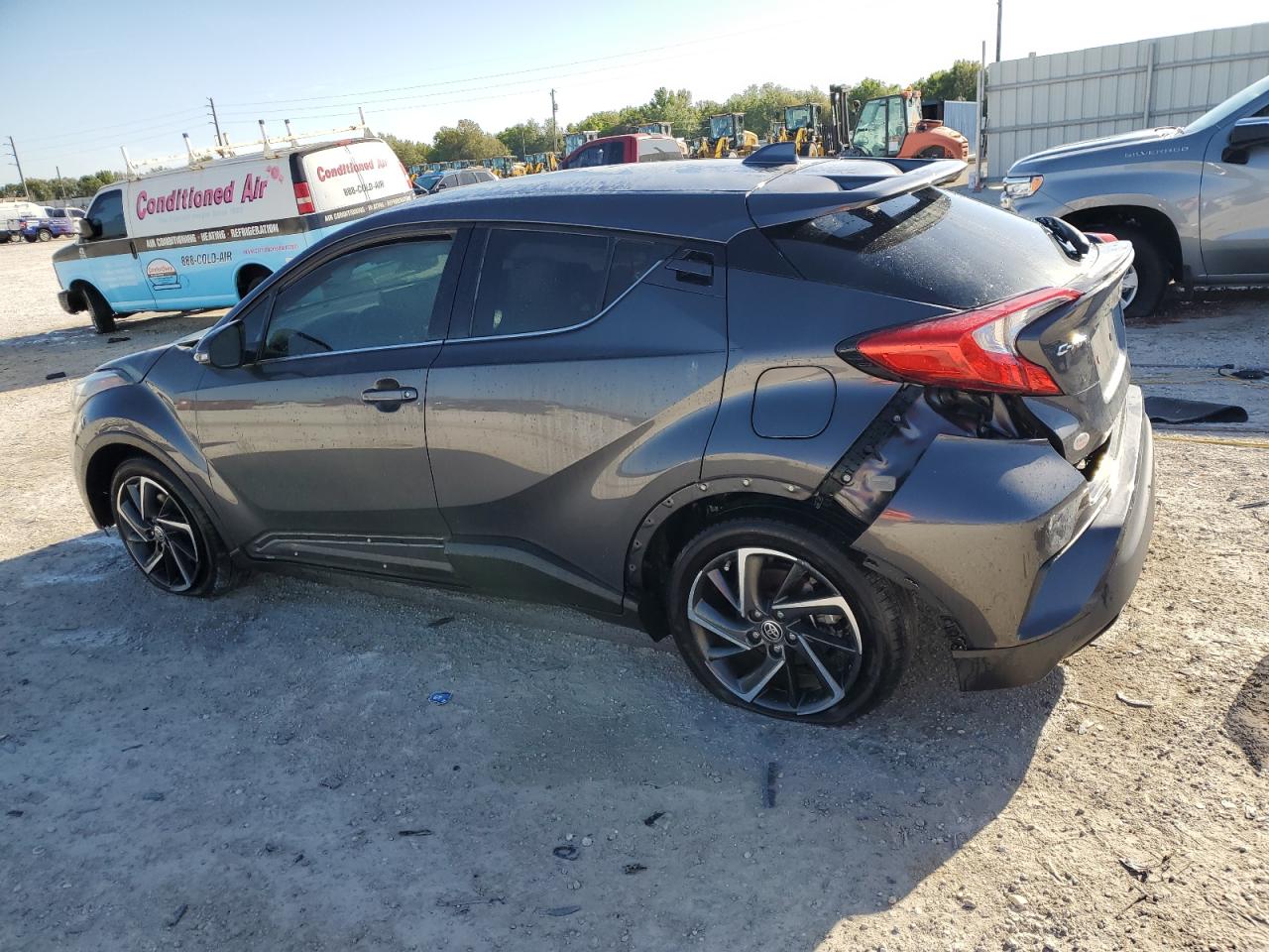 2021 Toyota C-HR - Image 2