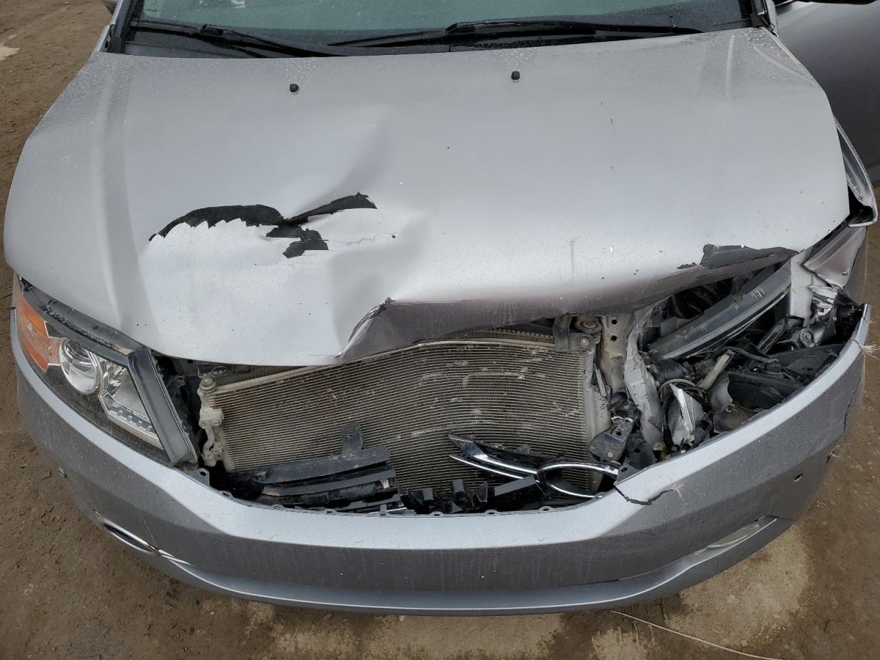 2016 Honda Odyssey - Image 12