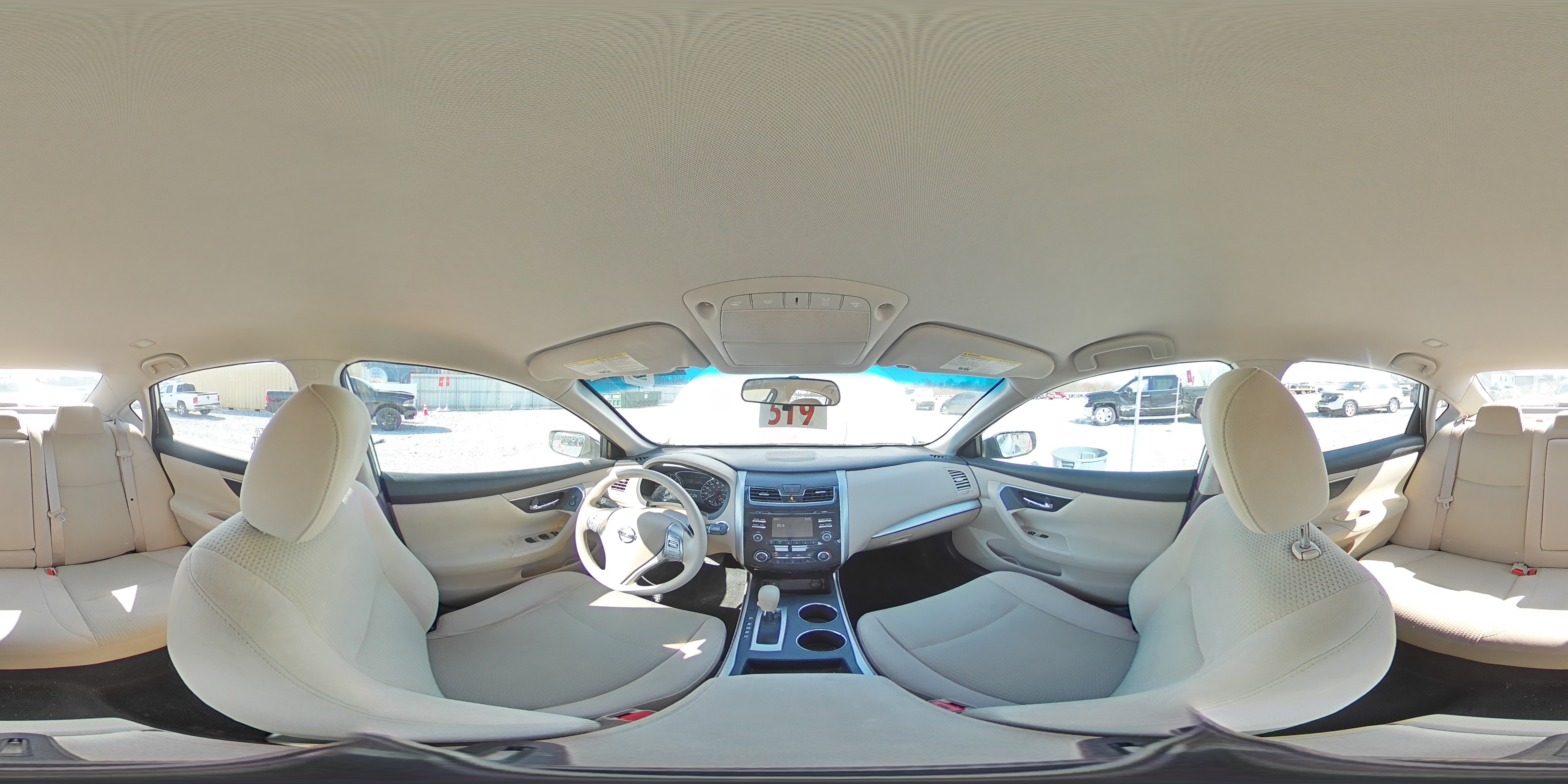 2015 Nissan Altima - Image 13