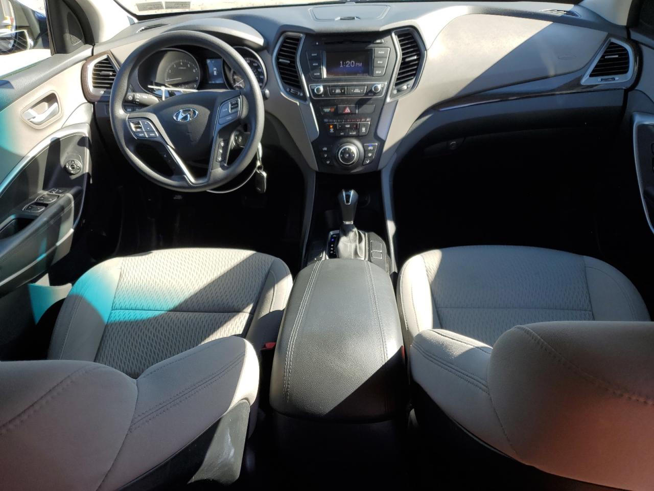 2017 Hyundai Santa Fe - Image 8
