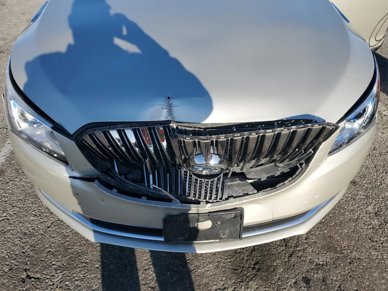2014 Buick LaCrosse - Image 13