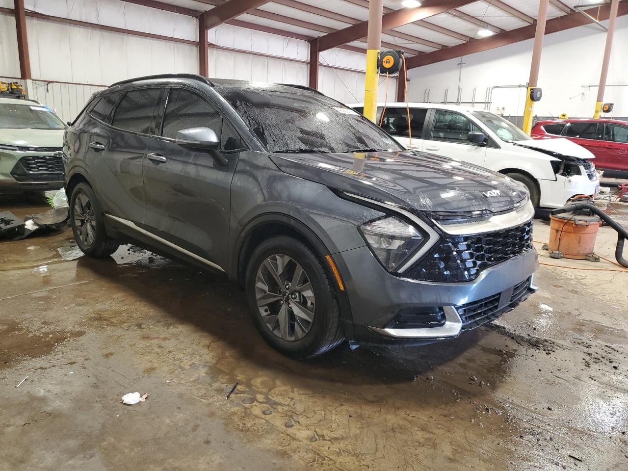 2023 Kia Sportage - Image 4