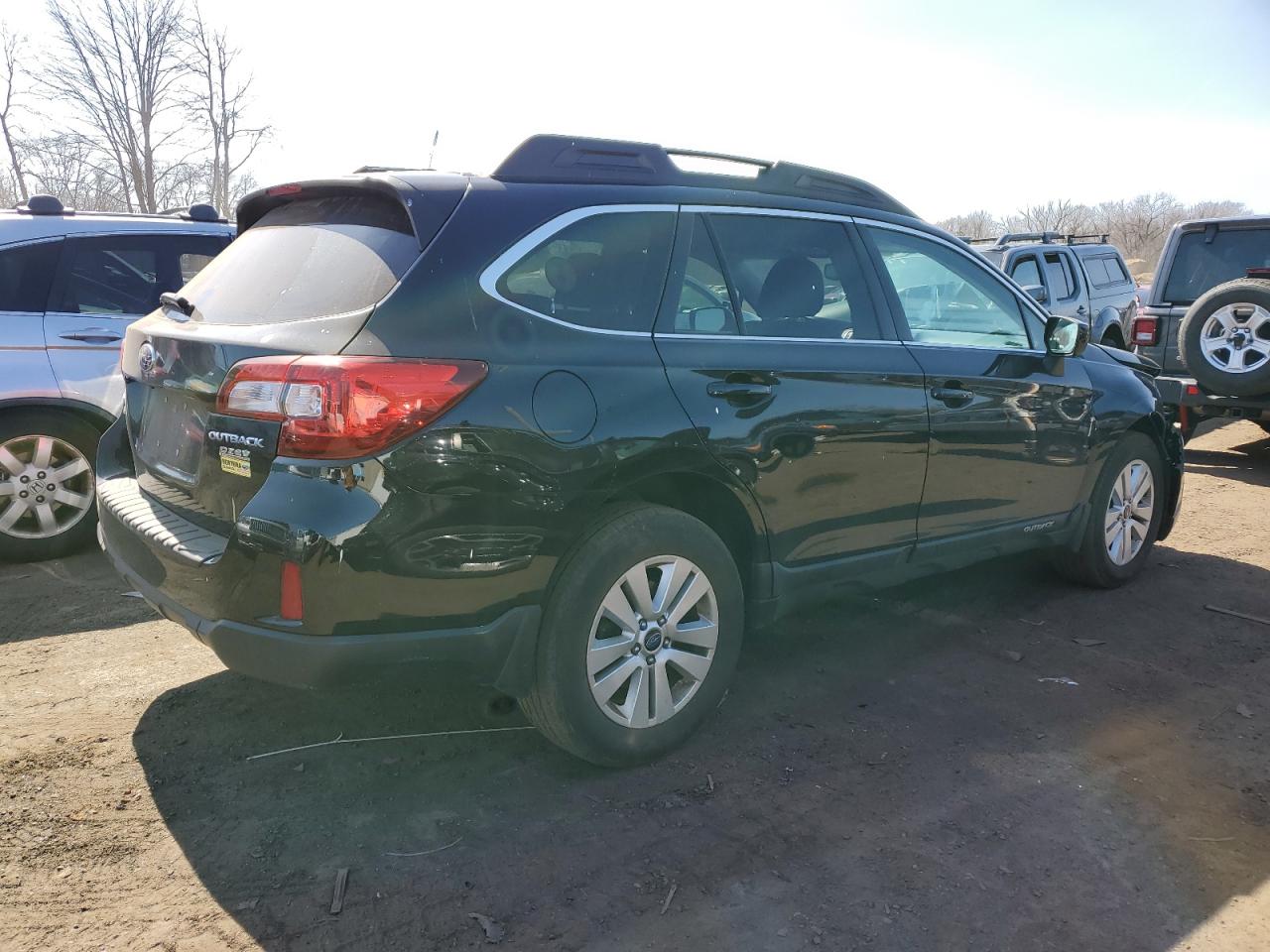 2015 Subaru Outback - Image 3