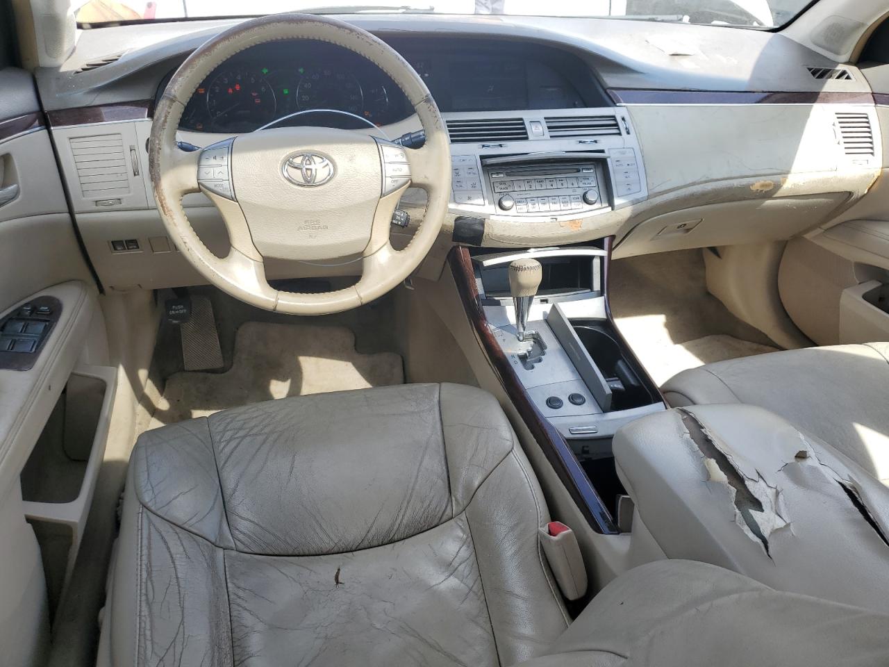 2008 Toyota Avalon - Image 8