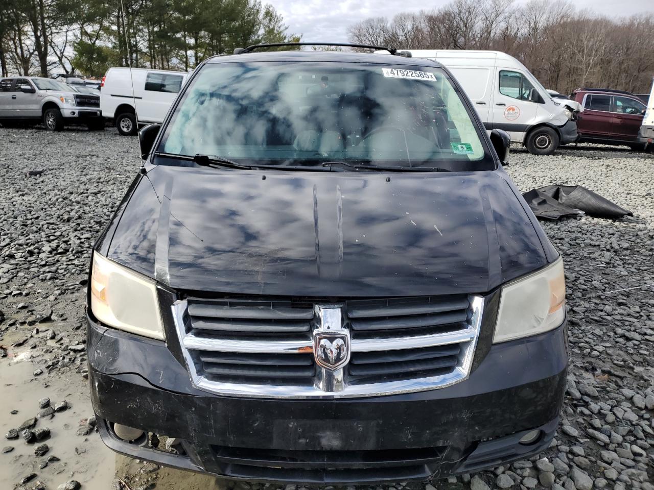 2010 Dodge Caravan - Image 5
