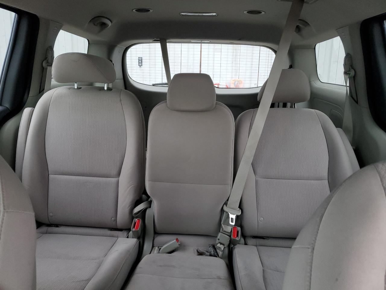 2019 Kia Sedona - Image 10