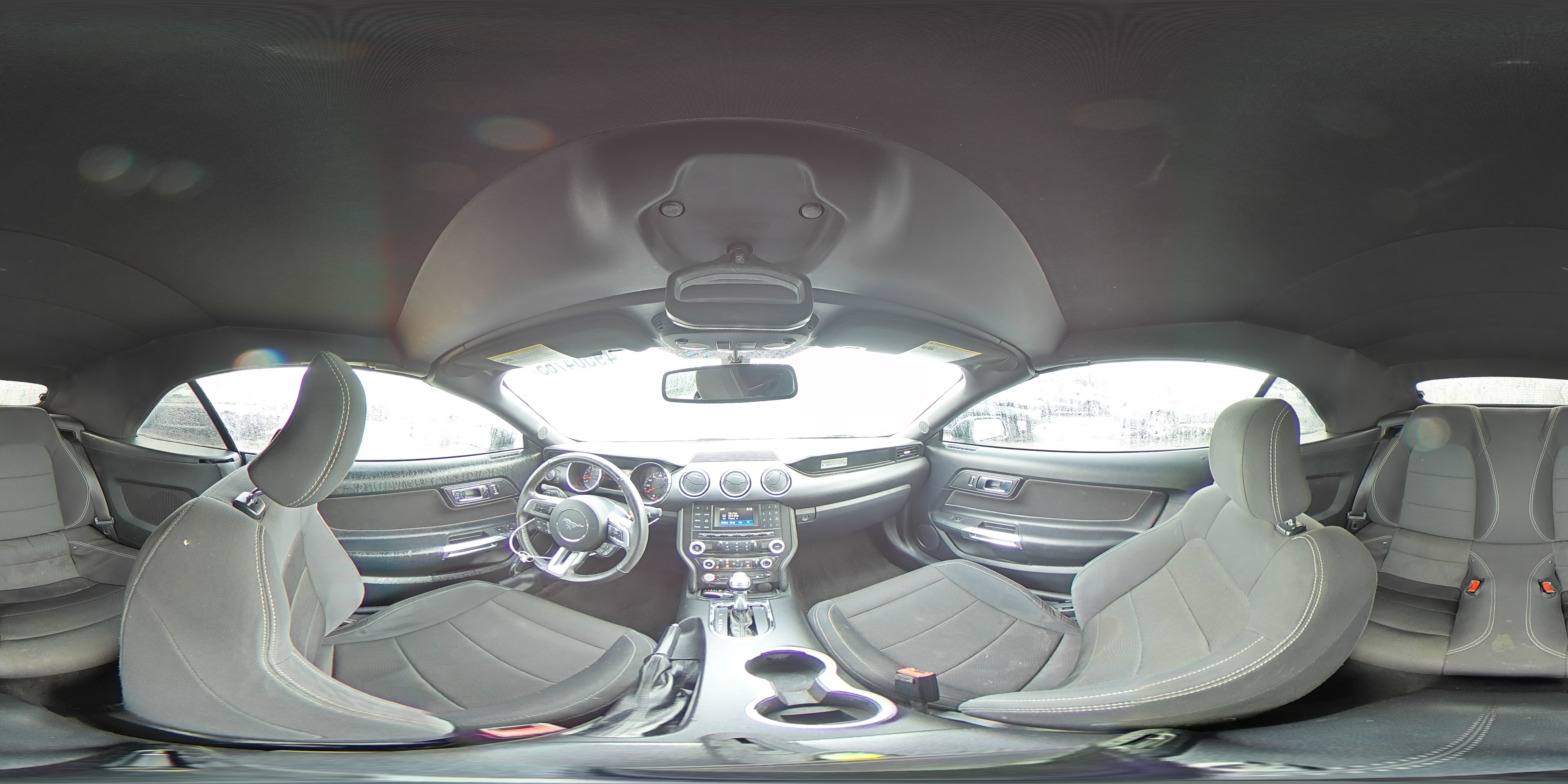 2015 Ford Mustang - Image 13