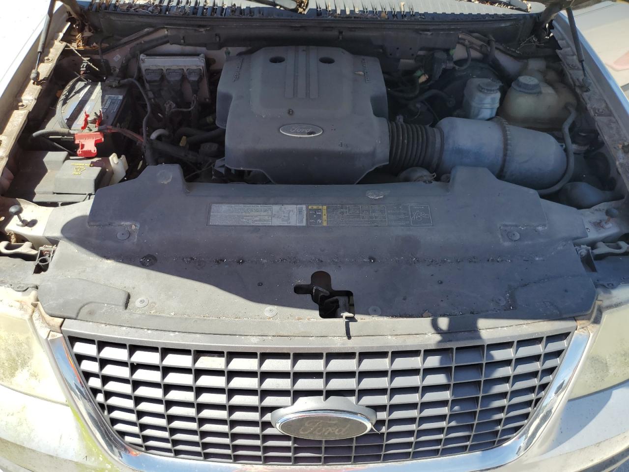 2003 Ford Expedition - Image 12