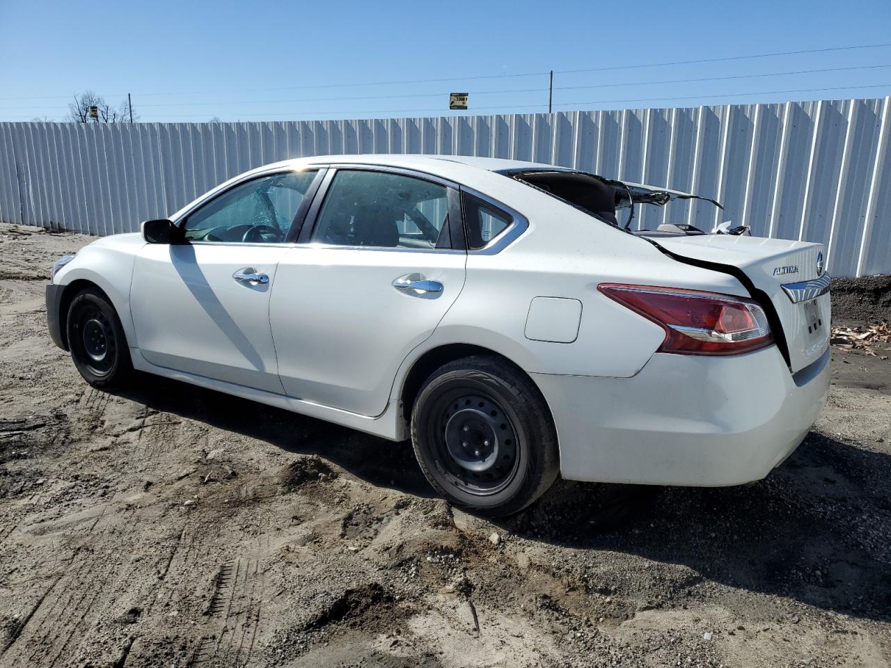 2013 Nissan Altima - Image 2