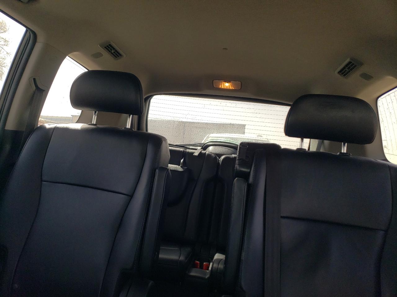 2013 Toyota Highlander - Image 10