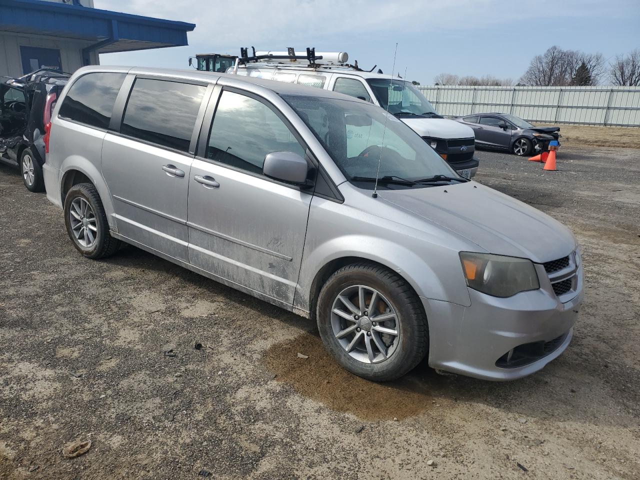 2014 Dodge Caravan - Image 4